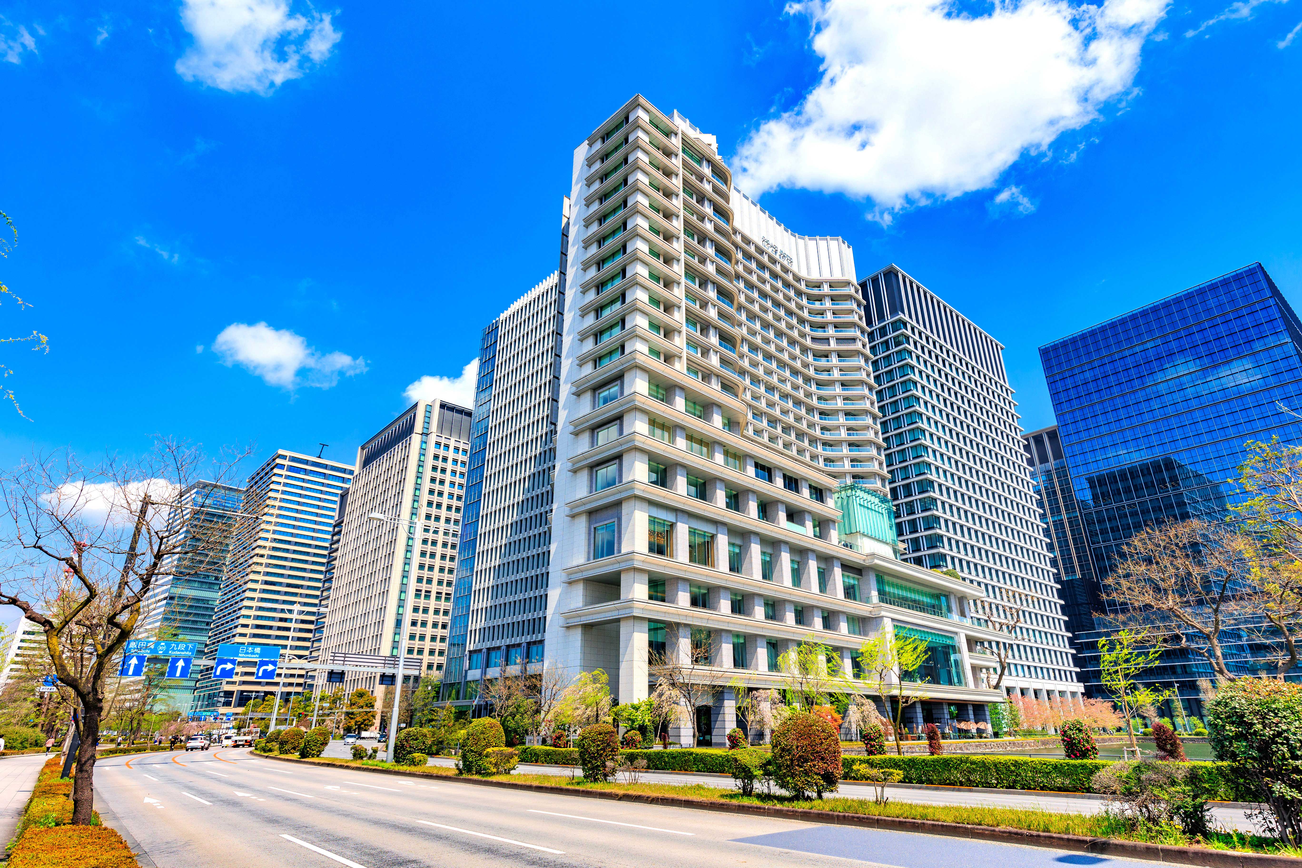 アムス丸の内パレスビルクリニック