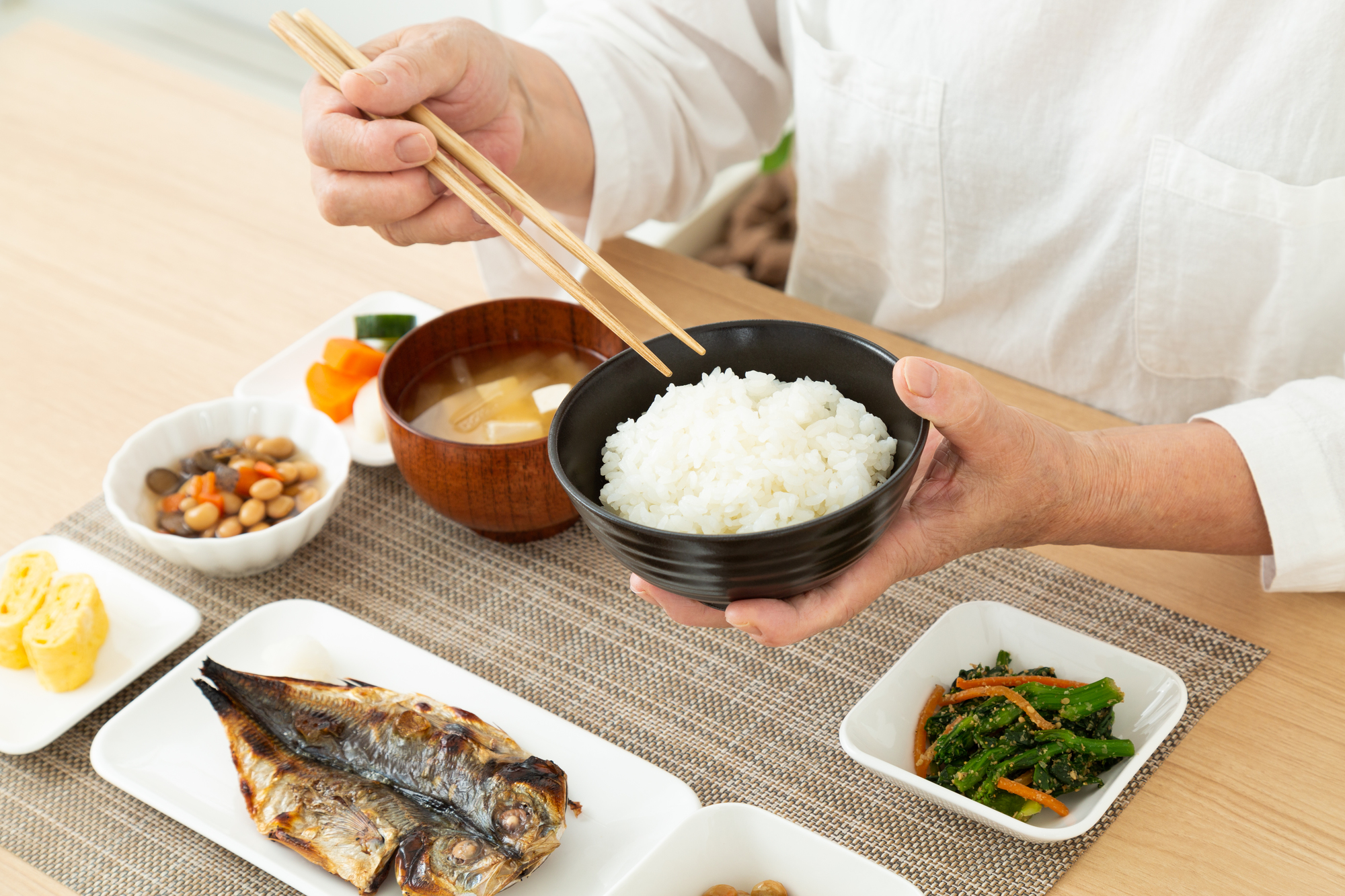 三食規則正しく食べる