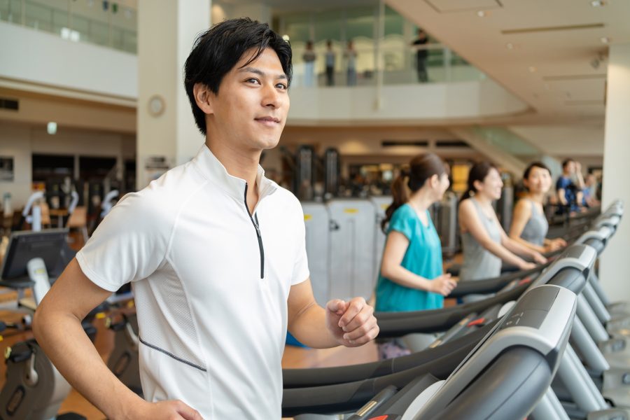 身体活動による消費エネルギーを把握して効果的な減量に取り組む